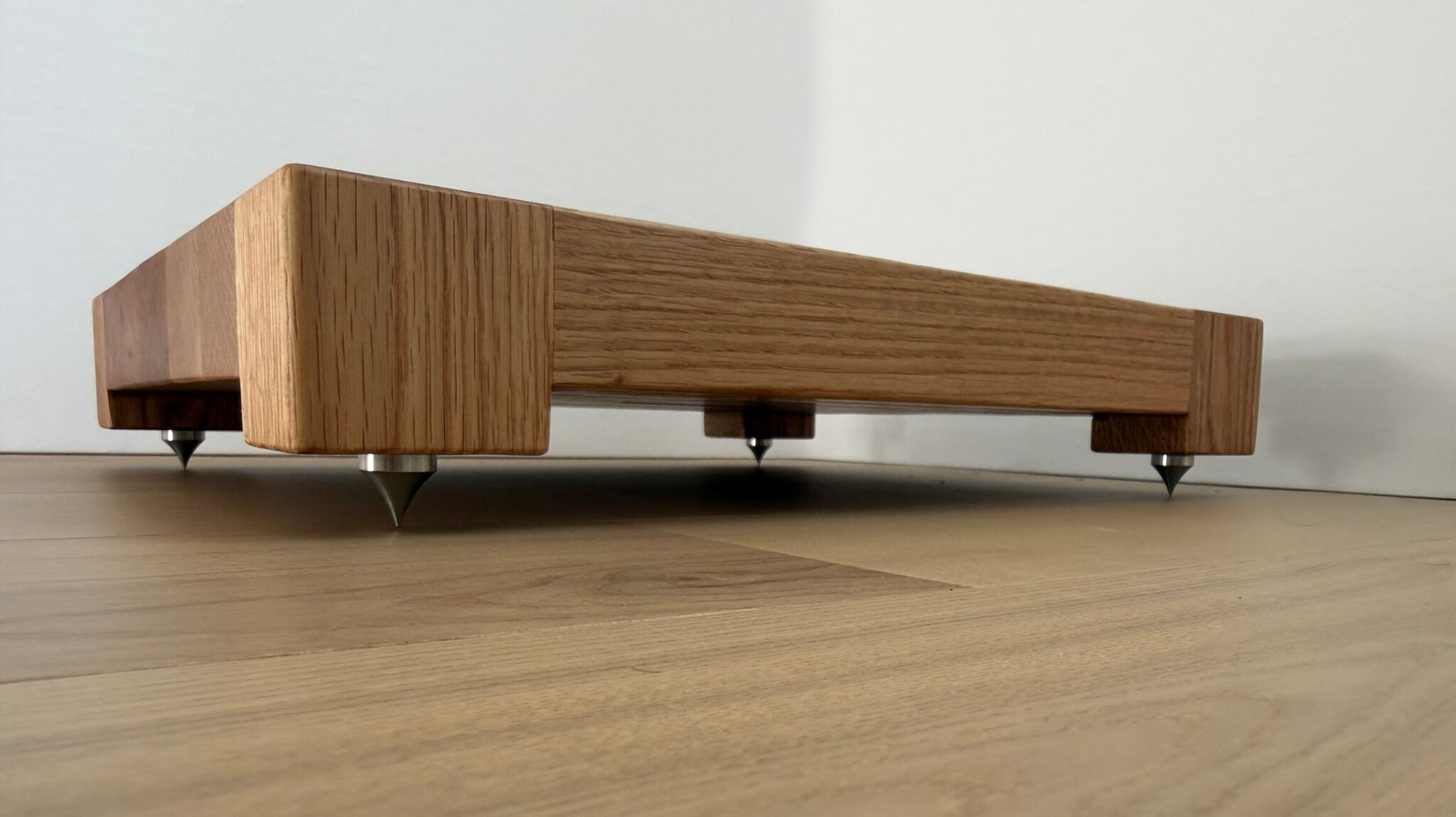 Denali Audio Stand