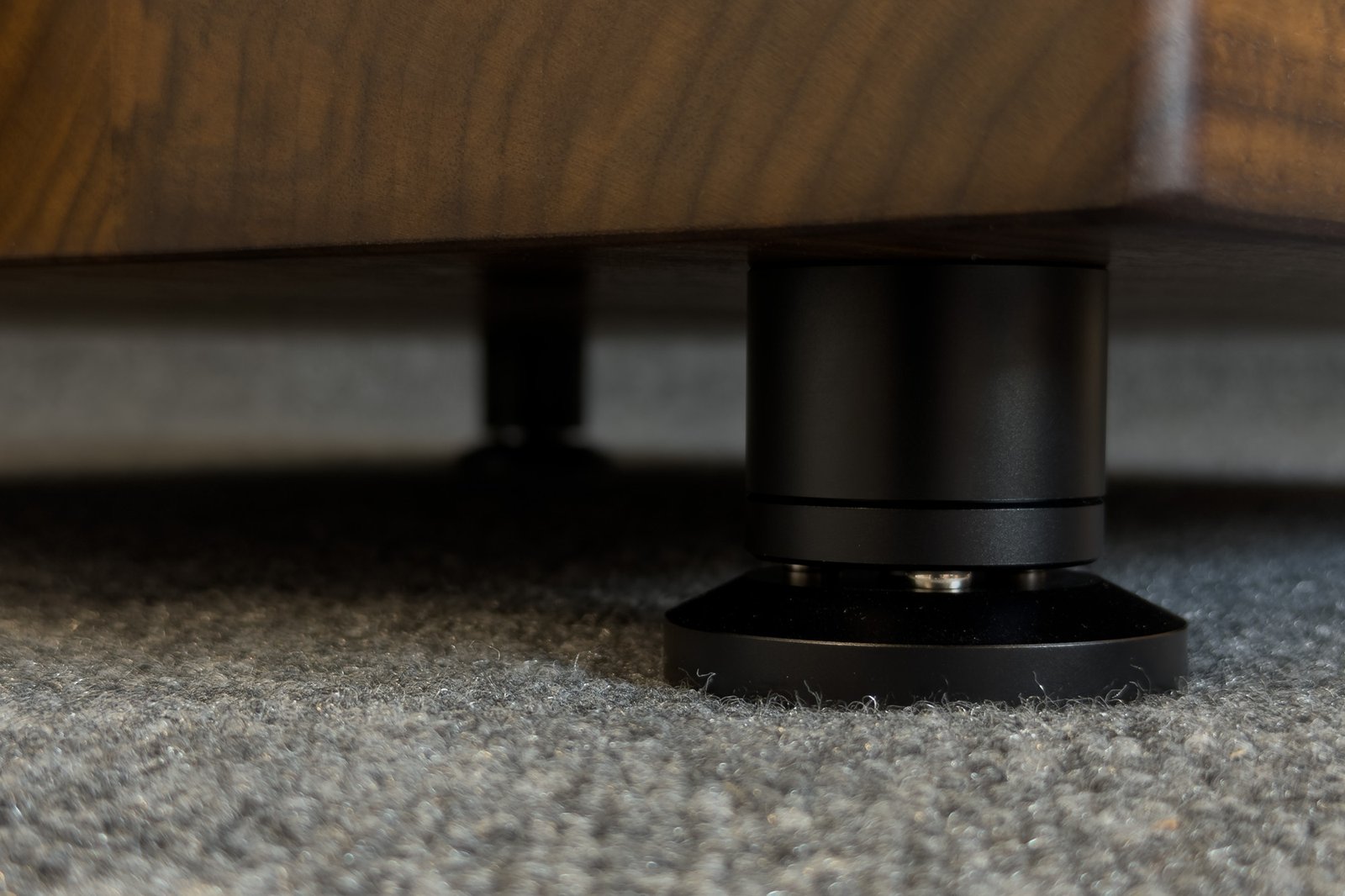 Solid Walnut Hi-Fi Audio Rack